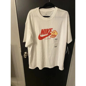 NWT Nike Sportswear Sole Food Men’s T Shirt XL White OVERSIZED